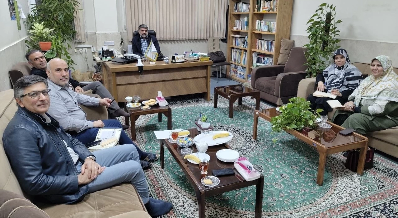 انجمن اولیا و مربیان پایه دوازدهم. جلسه ابان