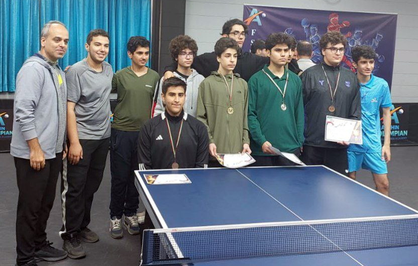 قهرمانی تنیس مدرسه