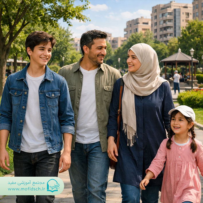 یک پیاده‌روی عصرانه خانوادگی